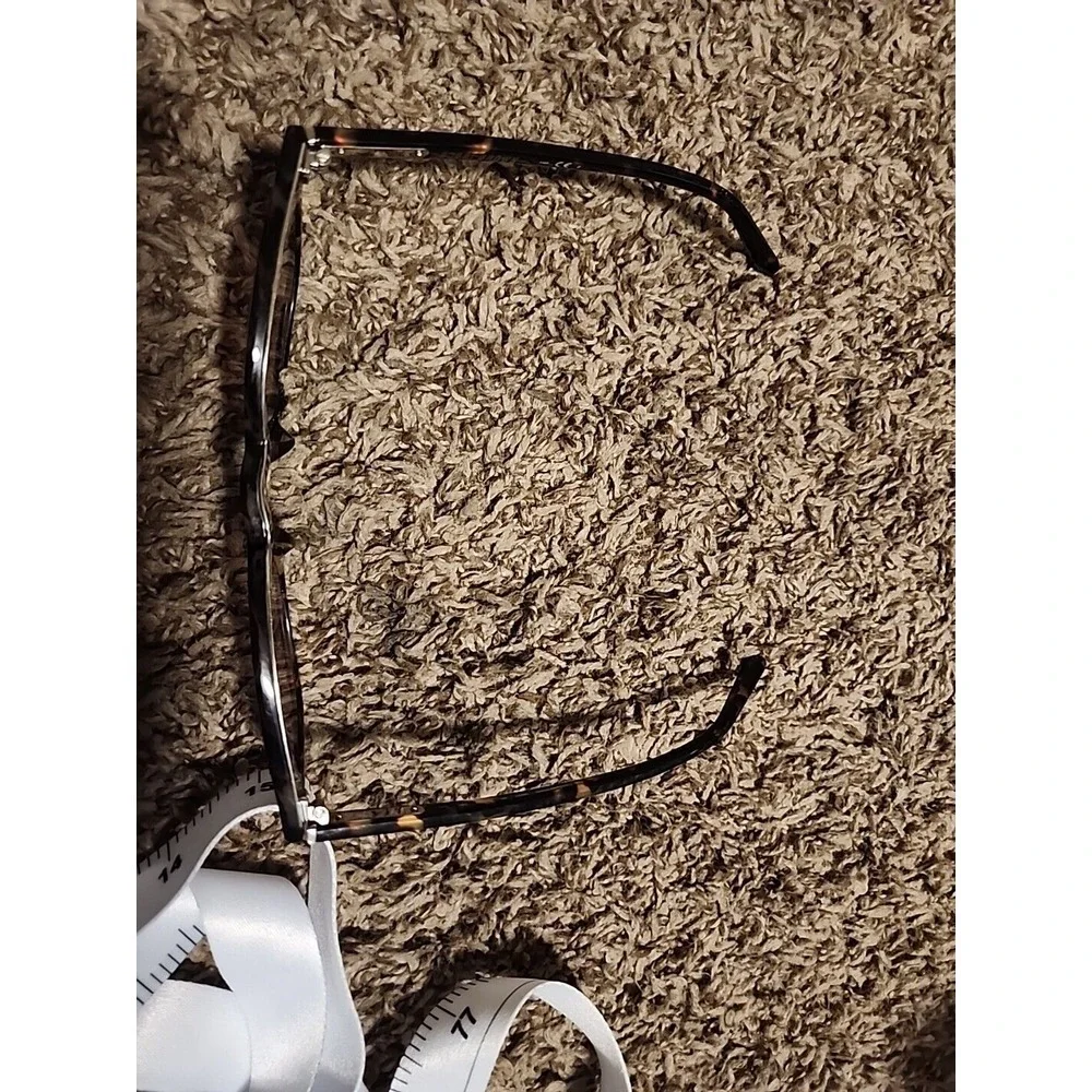 Bobby Brown The Cassandra's Sun‎ Glasses